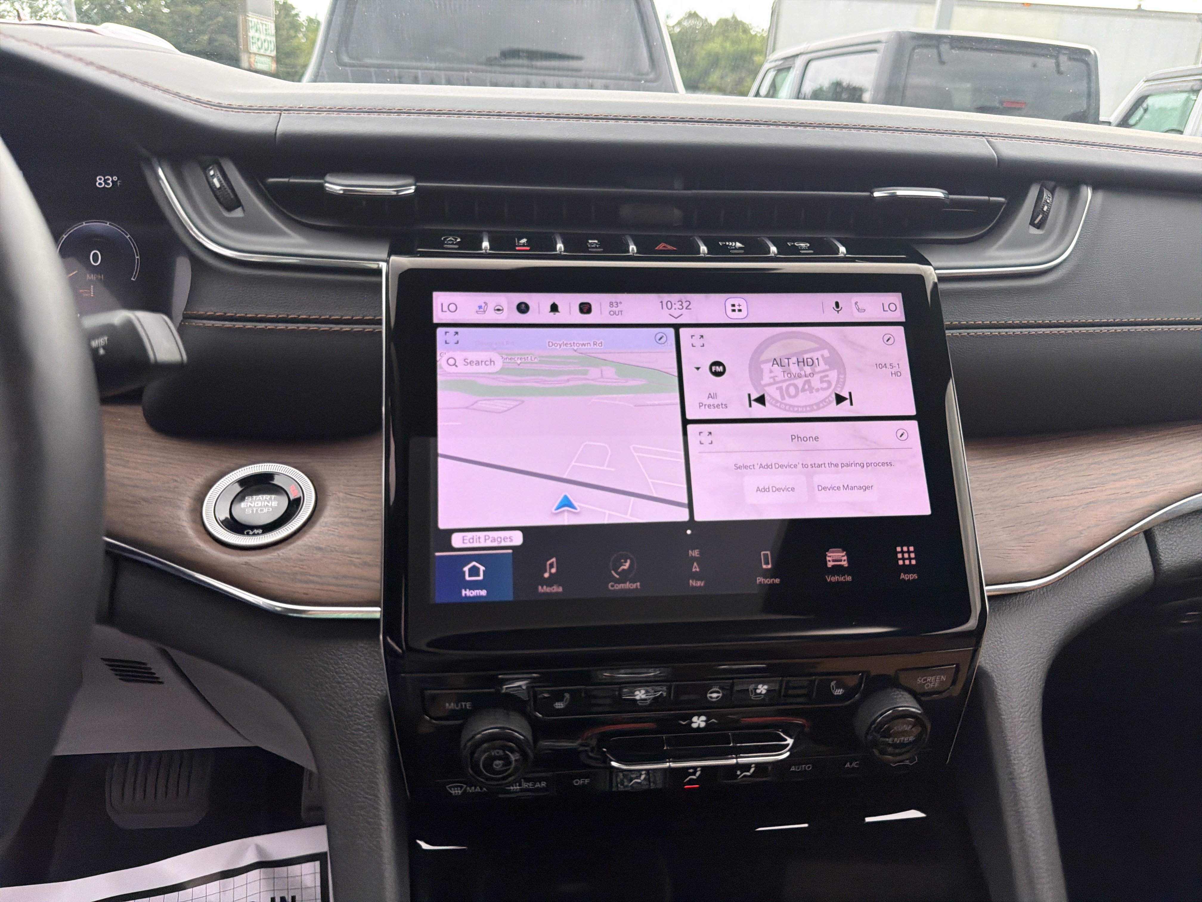 Certified 2025 Jeep Grand Cherokee Summit w/ Luxury Tech Group V AWD/4WD image 20