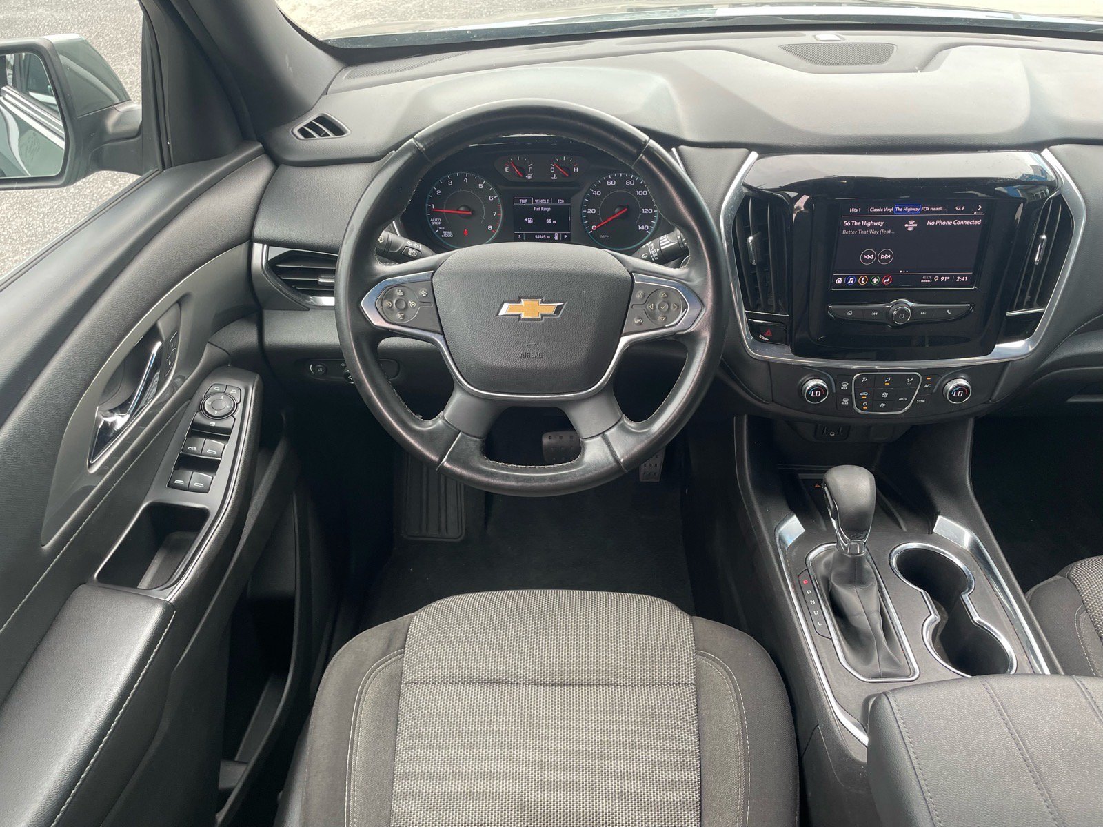 Used 2023 Chevrolet Traverse LT FWD image 8