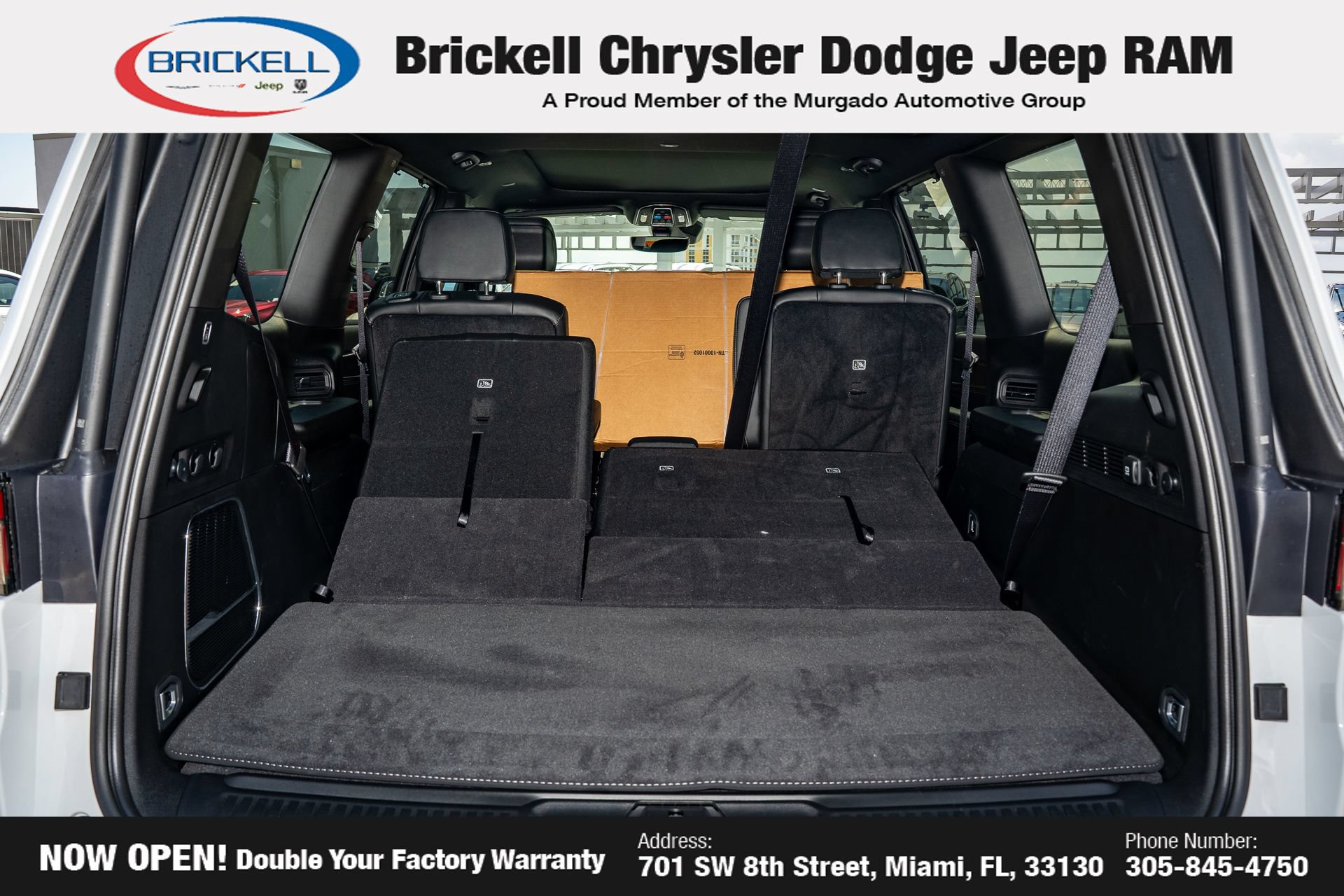 Used 2025 Jeep Wagoneer Series II w/ Convenience Group I AWD/4WD image 11