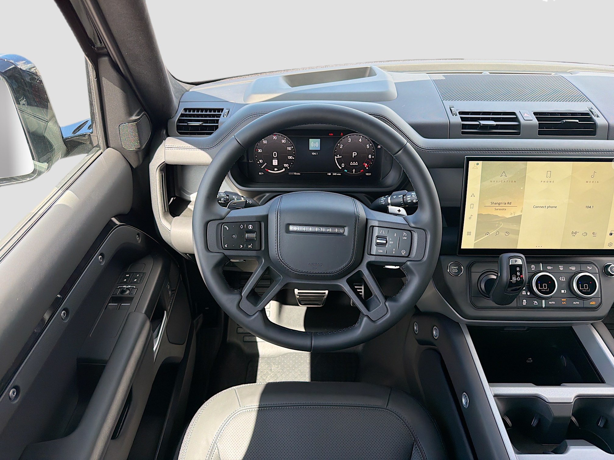 New 2026 Land Rover Defender 90 V8 AWD/4WD image 17