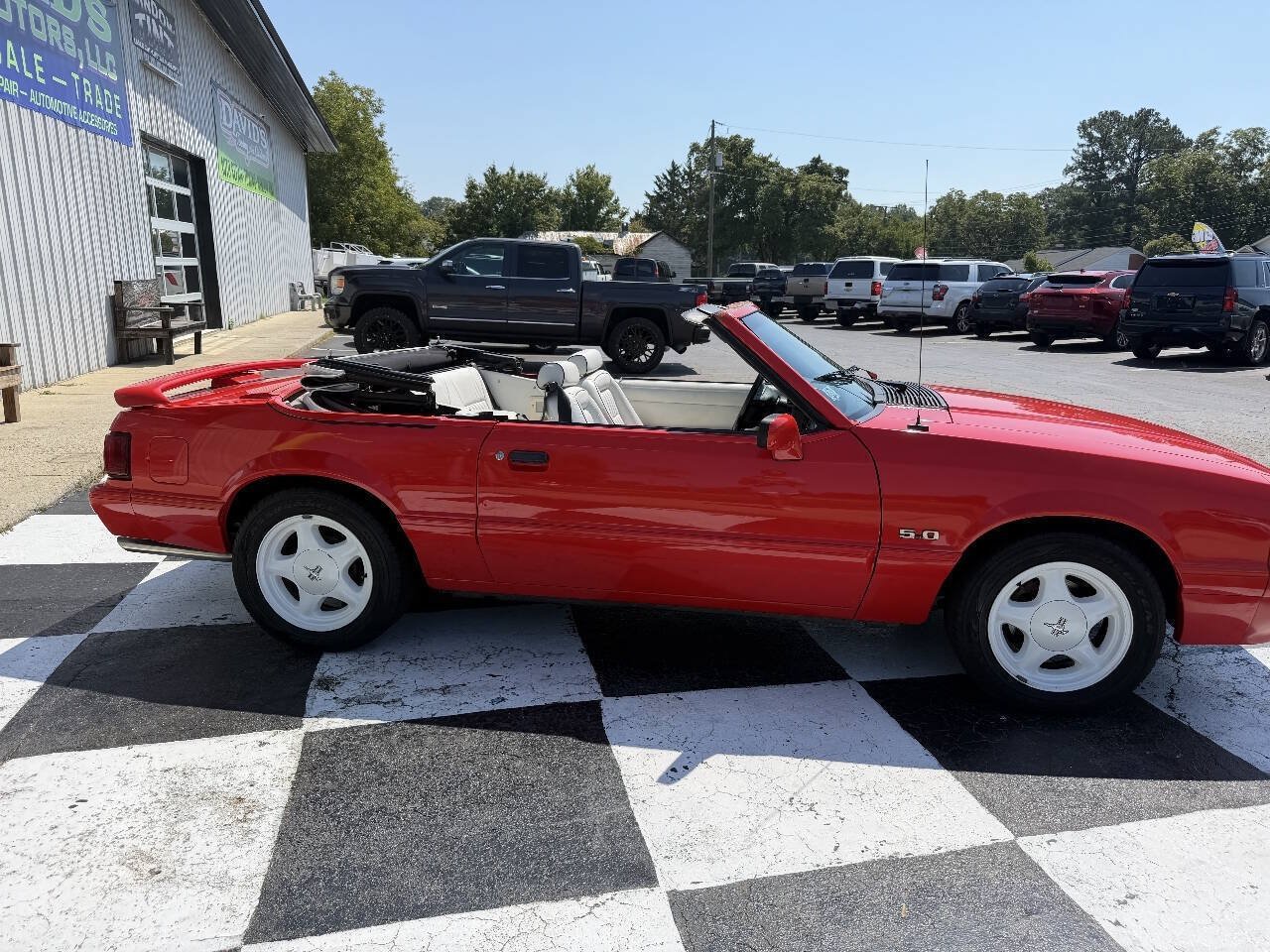 Used 1992 Ford Mustang LX RWD image 5