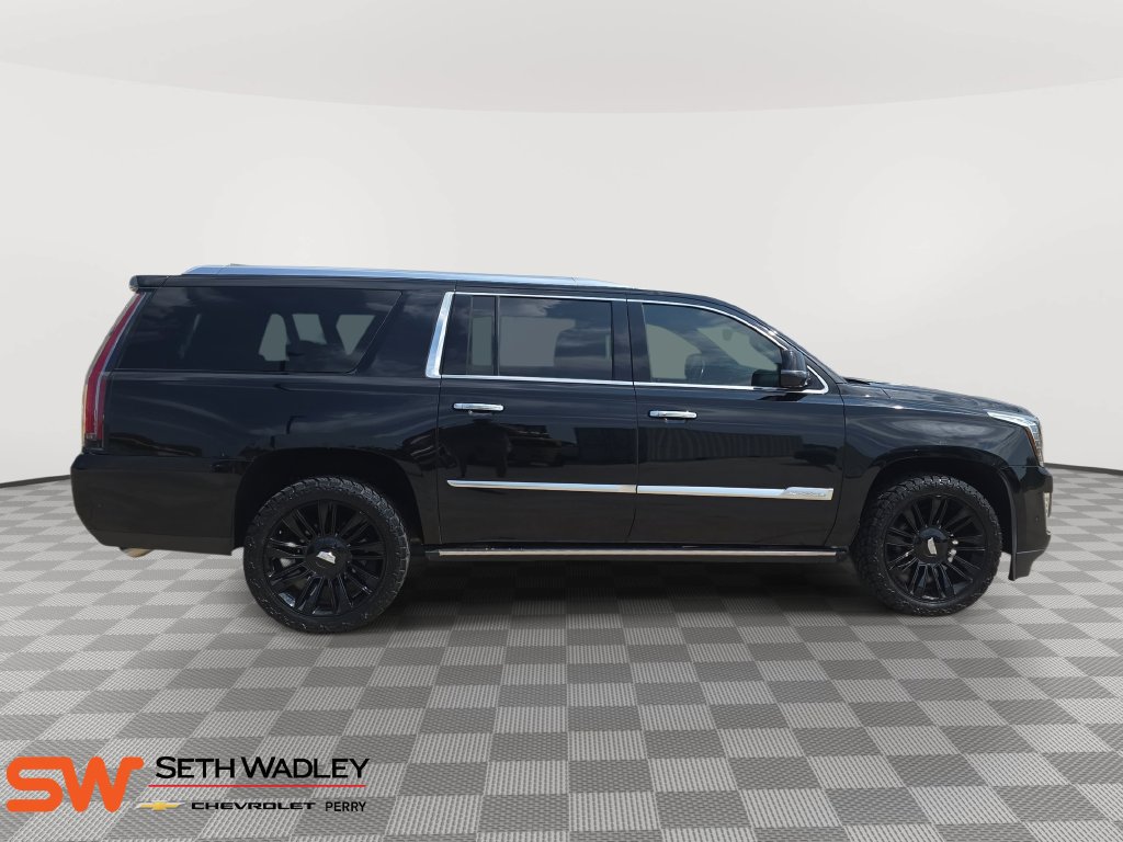 Used 2018 Cadillac Escalade ESV Platinum AWD/4WD image 8