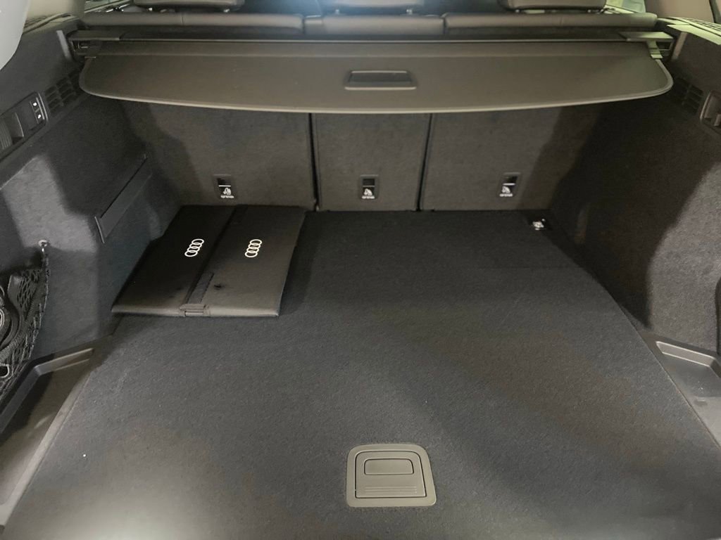 New 2025 Audi Q5 Prestige image 6