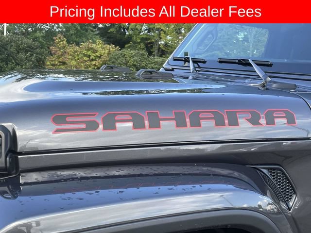 Used 2025 Jeep Wrangler Unlimited Sahara w/ Safety Group AWD/4WD image 11