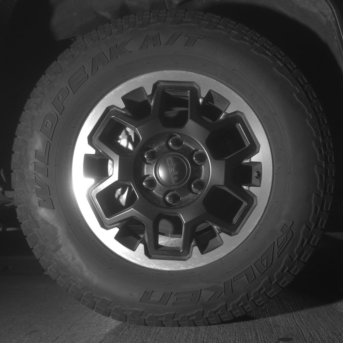 Used 2025 Toyota 4Runner 4WD image 13