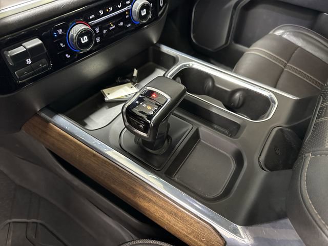 Used 2022 Chevrolet Silverado 1500 High Country w/ High Country Premium Package AWD/4WD image 22
