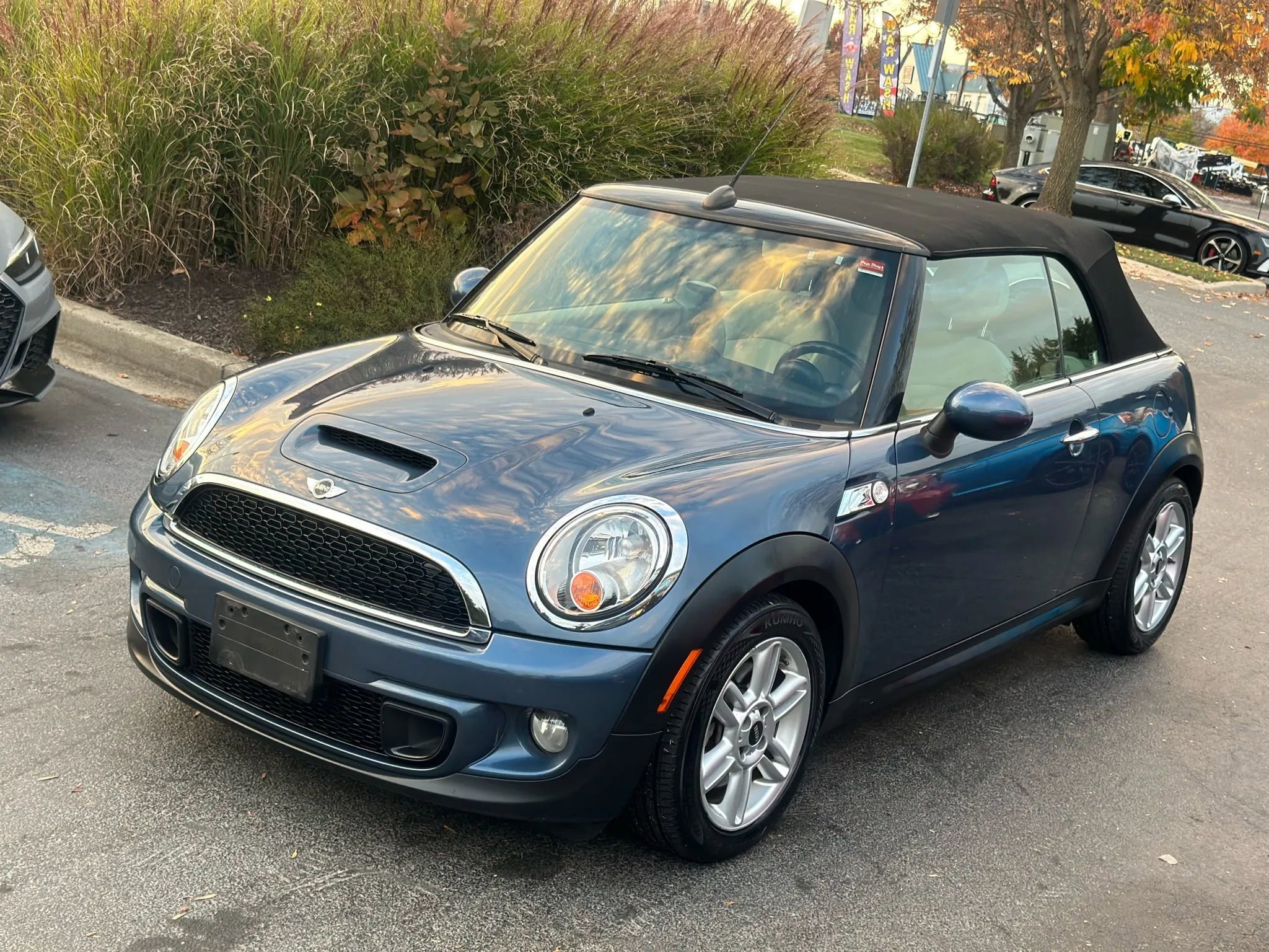 Used 2011 MINI Cooper S image 2