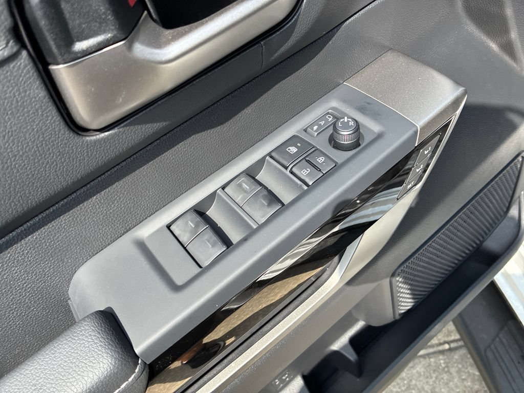 New 2026 Toyota Tundra Limited AWD/4WD image 13