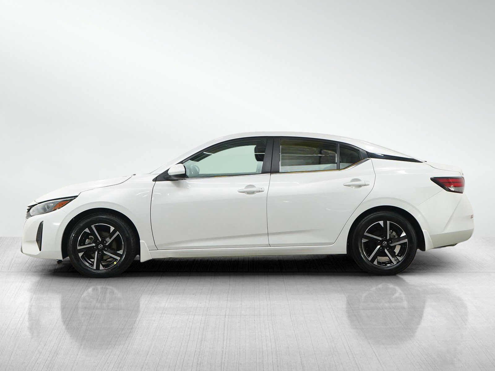 Used 2024 Nissan Sentra SV w/ All-Weather Package image 2