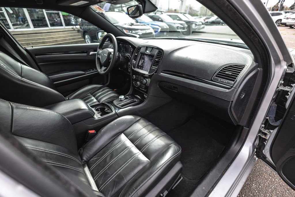 Used 2023 Chrysler 300 S RWD image 27