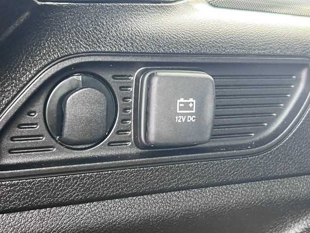 Used 2024 Jeep Grand Cherokee Limited AWD/4WD image 36