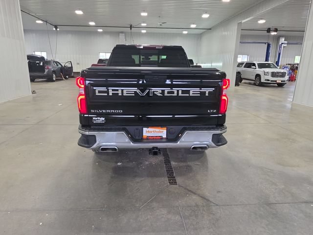 Used 2021 Chevrolet Silverado 1500 LTZ w/ LTZ Premium Package AWD/4WD image 7