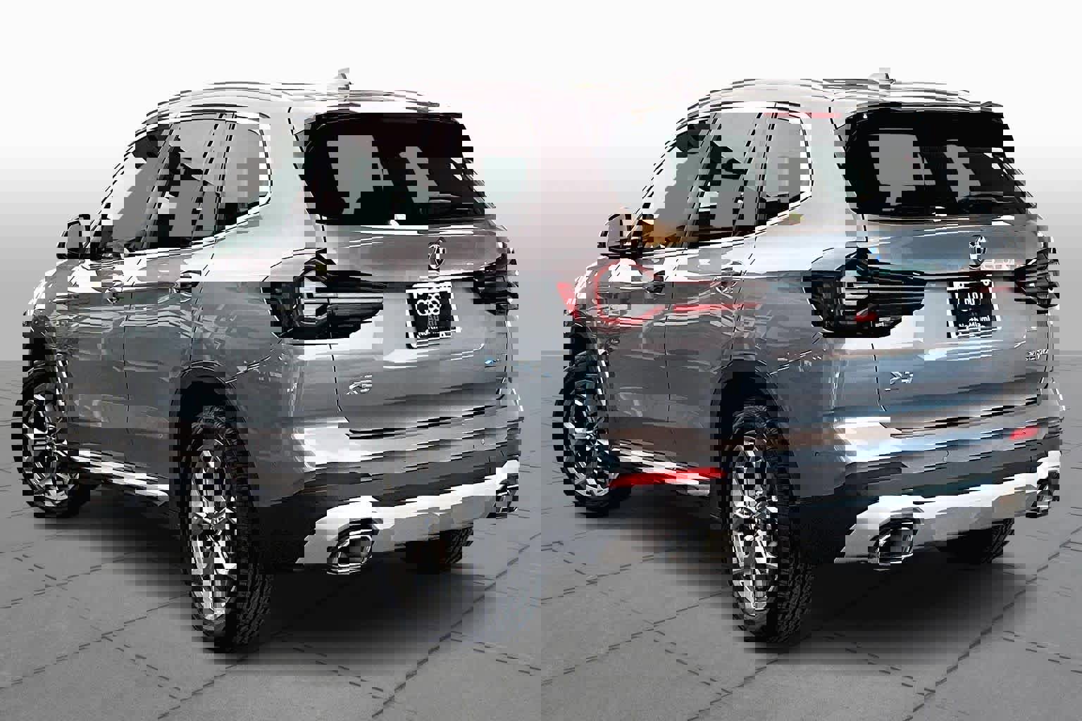 Used 2024 BMW X3 xDrive30i w/ Parking Assistance Package image 12