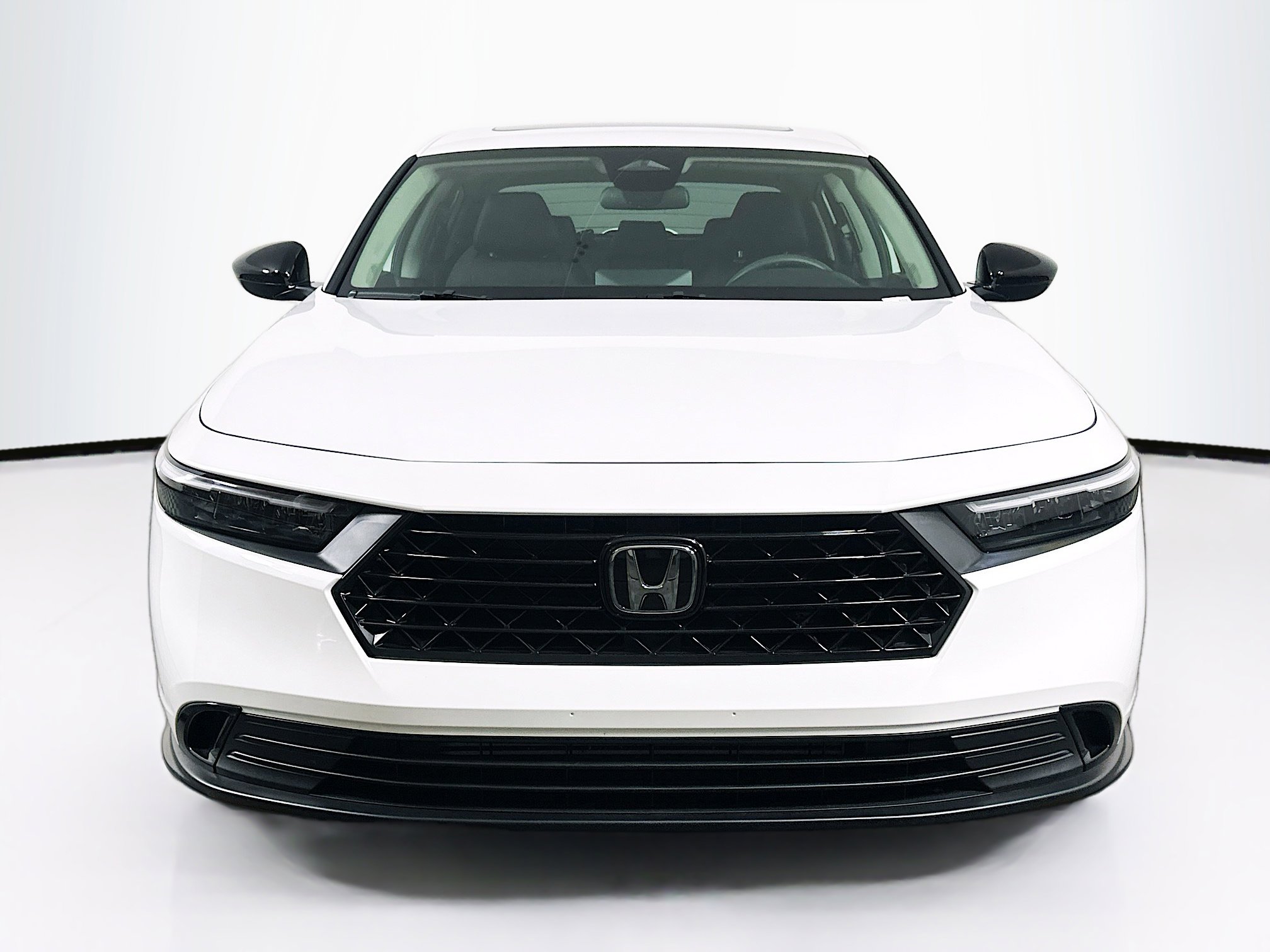Used 2025 Honda Accord SE image 2