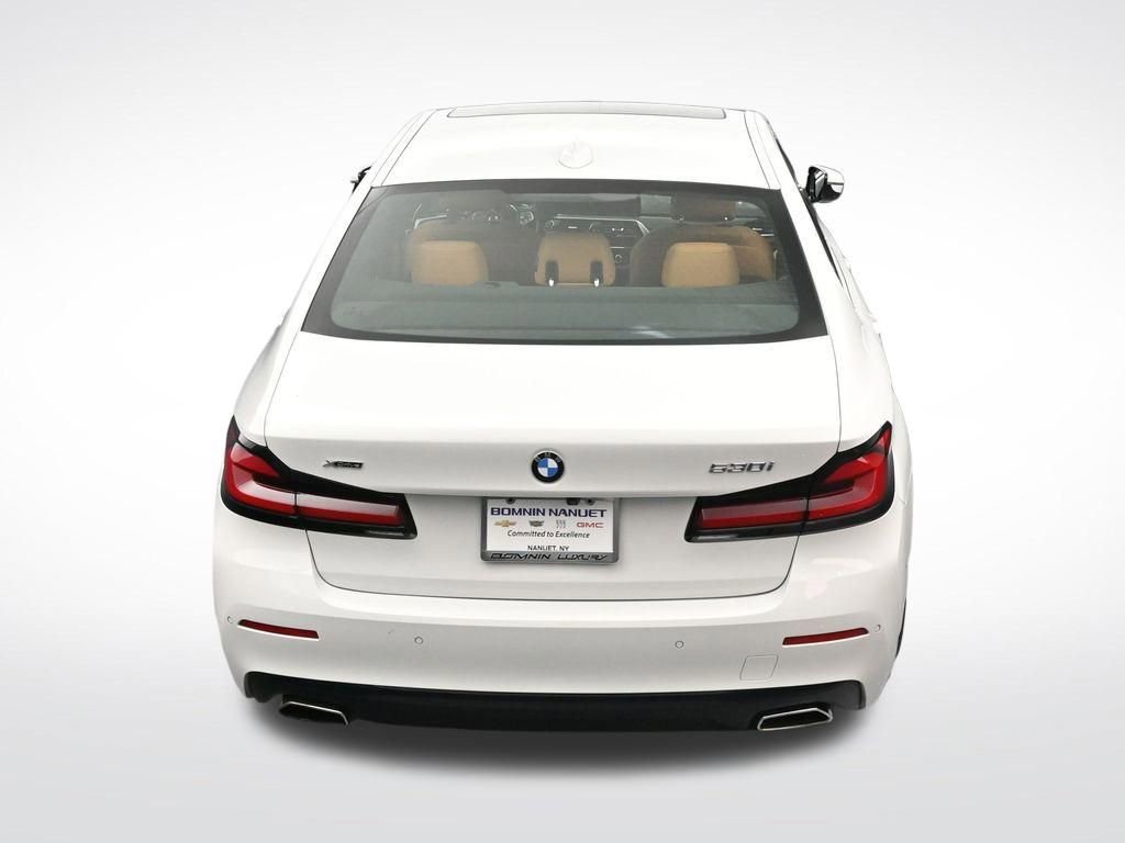 Used 2021 BMW 530i xDrive w/ Convenience Package AWD/4WD image 19