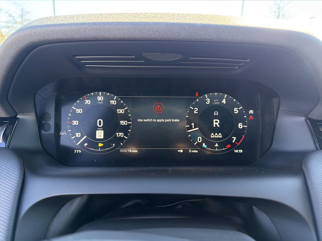 New 2026 Land Rover Discovery Sport Landmark image 28