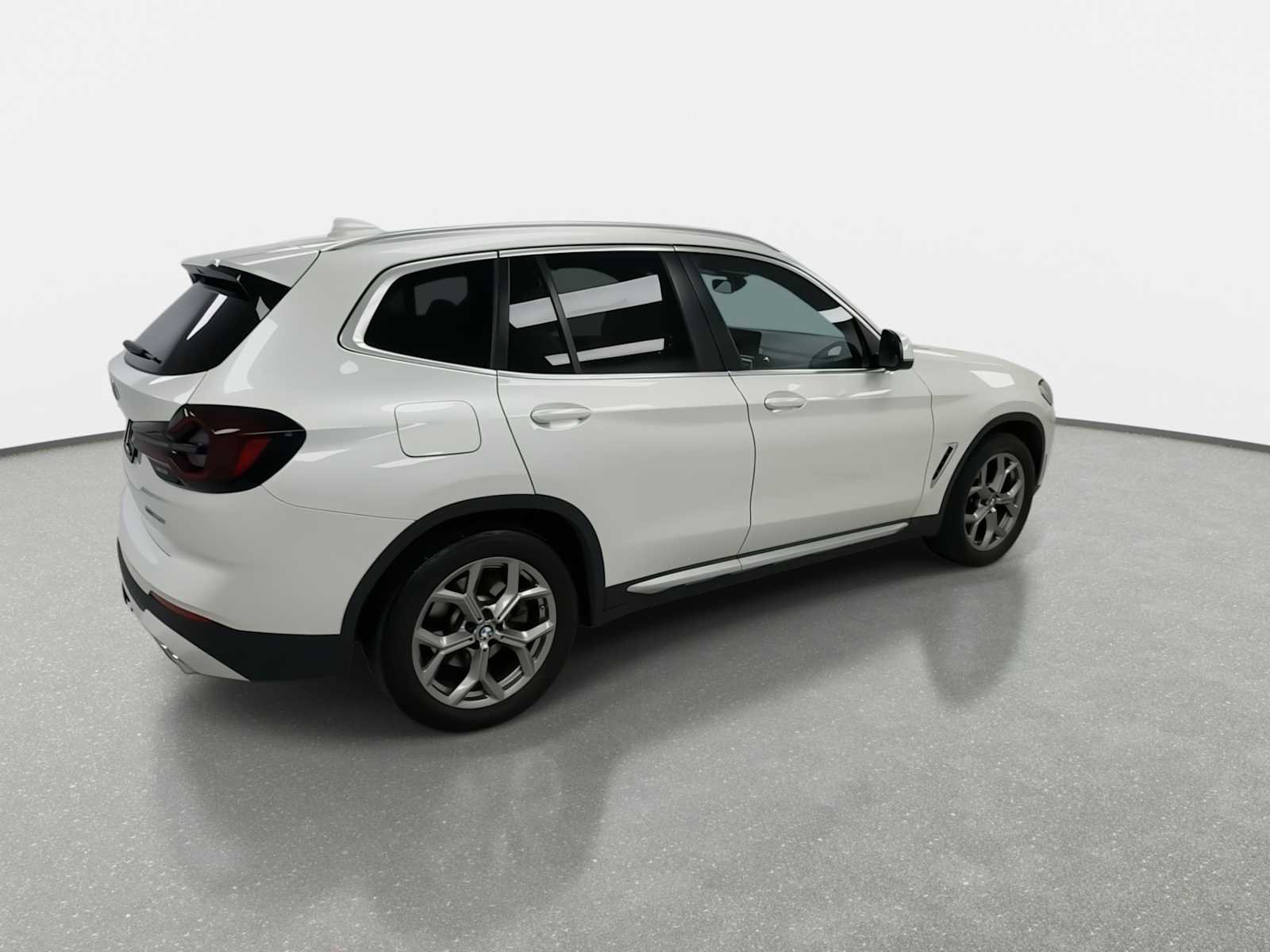 Used 2023 BMW X3 xDrive30i w/ Premium Package AWD/4WD image 9