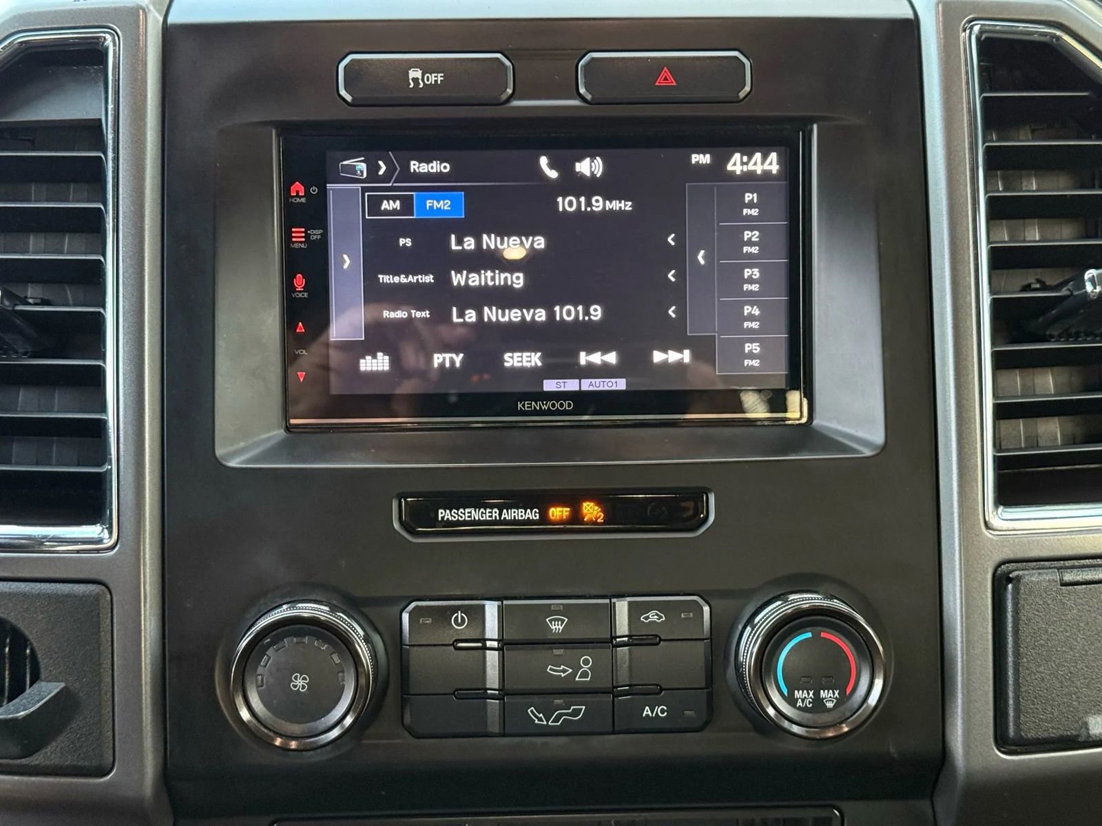 Used 2017 Ford F150 XLT image 19