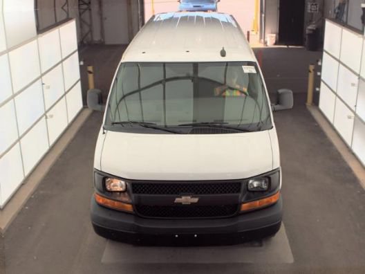Used 2017 Chevrolet Express 3500 LS RWD image 2