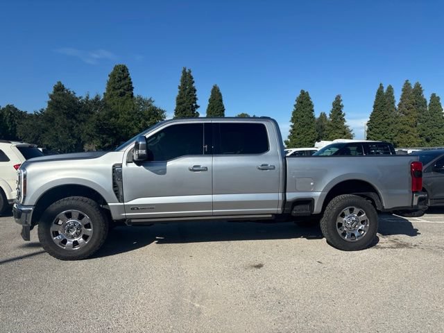 Used 2024 Ford F350 Lariat w/ Lariat Ultimate Package AWD/4WD image 8