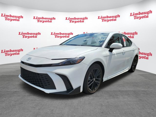 Used 2025 Toyota Camry LE image 20