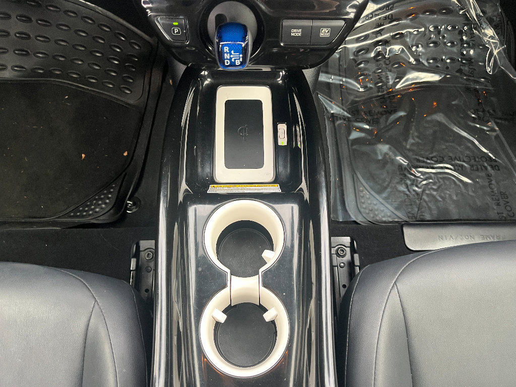 Used 2016 Toyota Prius Three Touring image 19