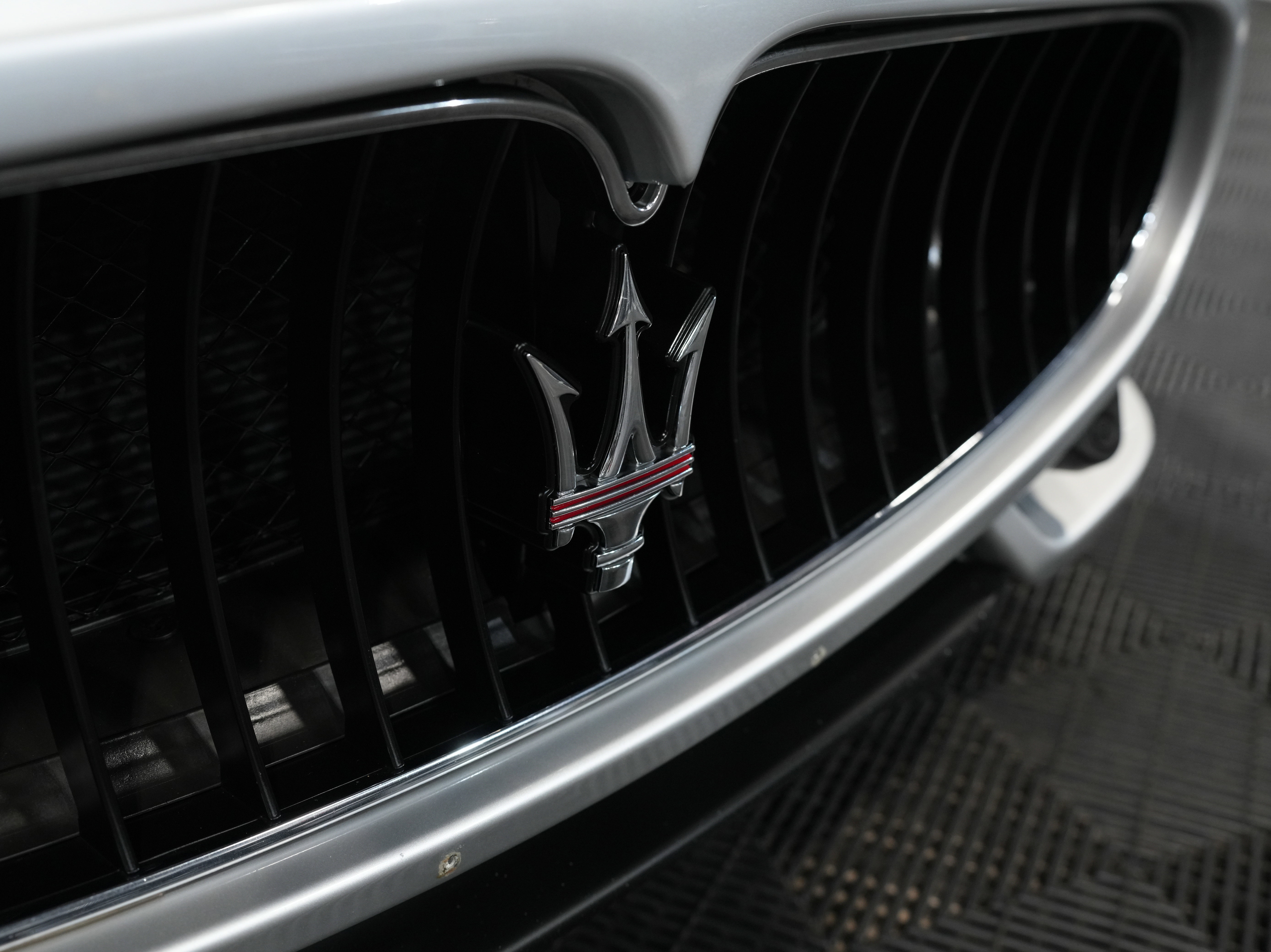 Used 2015 Maserati GranTurismo Sport image 14