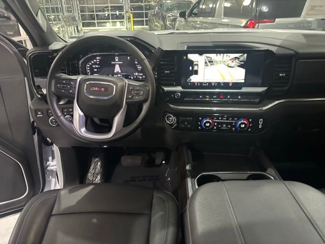 Used 2024 GMC Sierra 3500 SLT w/ SLT Premium Package AWD/4WD image 33