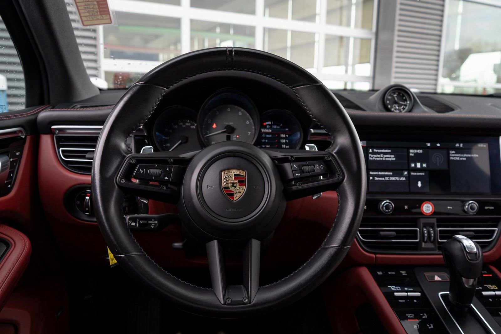 Used 2022 Porsche Macan S w/ Premium Package Plus image 51