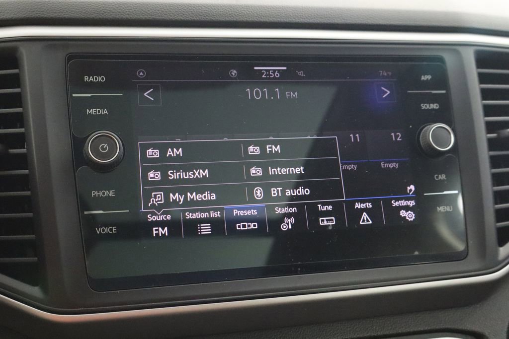 Used 2021 Volkswagen Atlas SE image 32