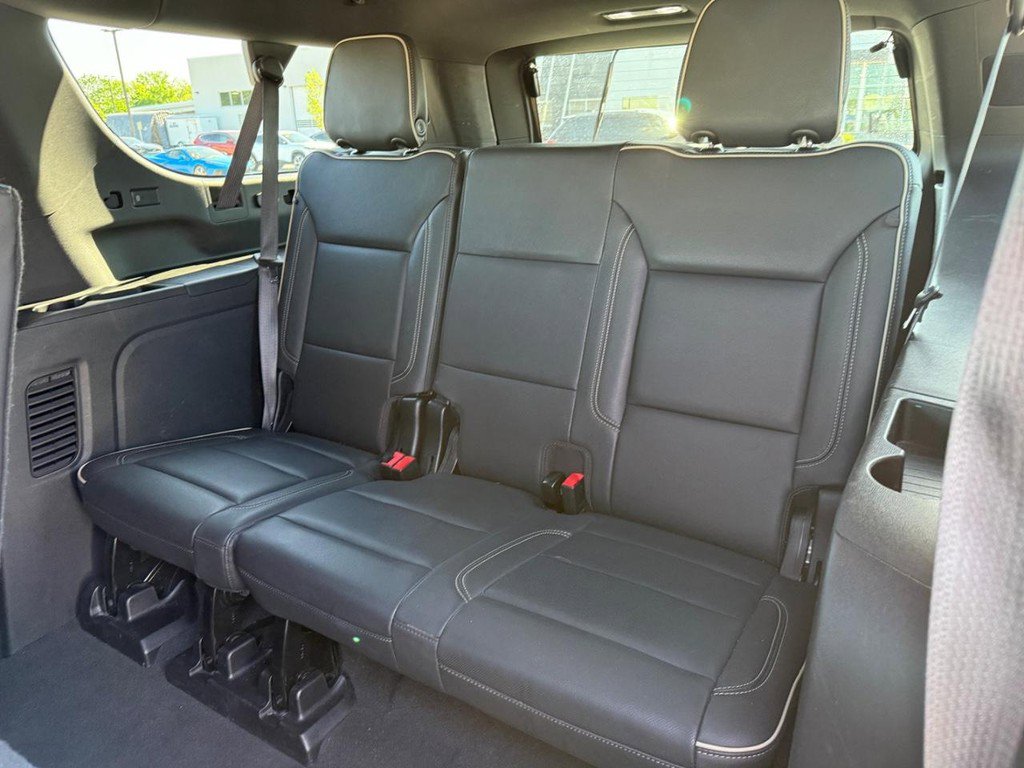 Used 2024 GMC Yukon XL SLT image 11