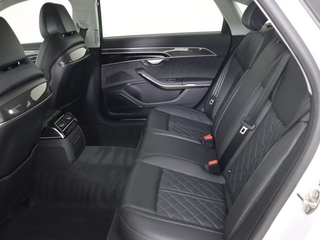 Certified 2023 Audi S8 w/ S8 Executive Package AWD/4WD image 15