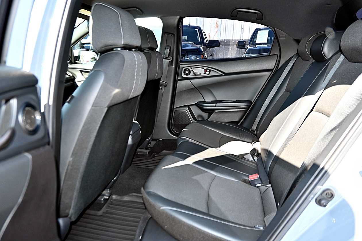 Used 2021 Honda Civic Sport image 11