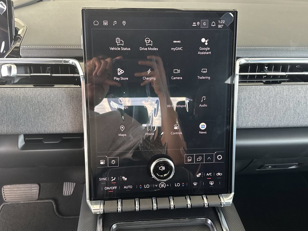 New 2026 GMC Sierra EV Elevation w/ LPO, Elevation Dark Package AWD/4WD image 23