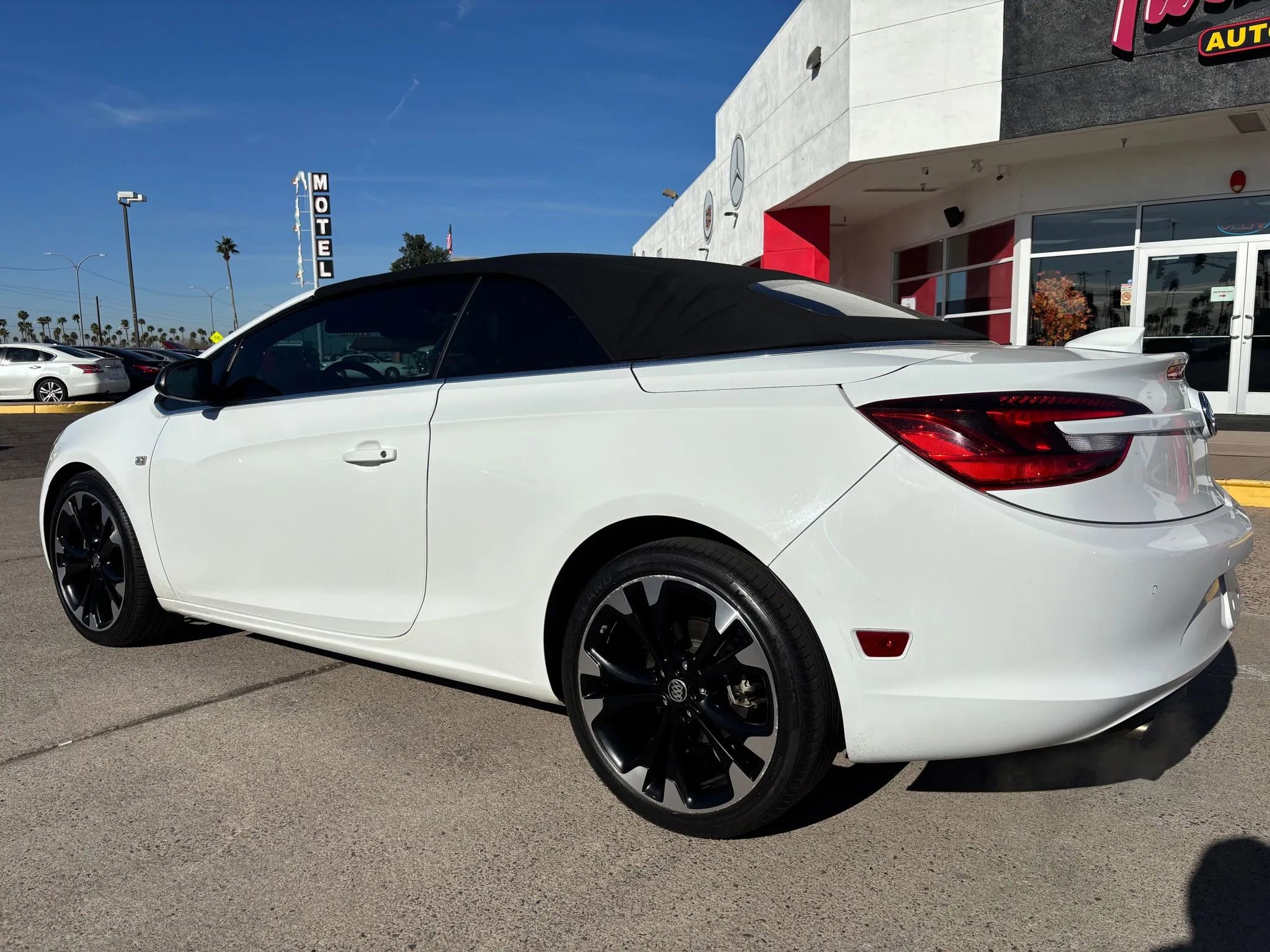 Used 2019 Buick Cascada Sport Touring w/ Dark Effects Package image 7