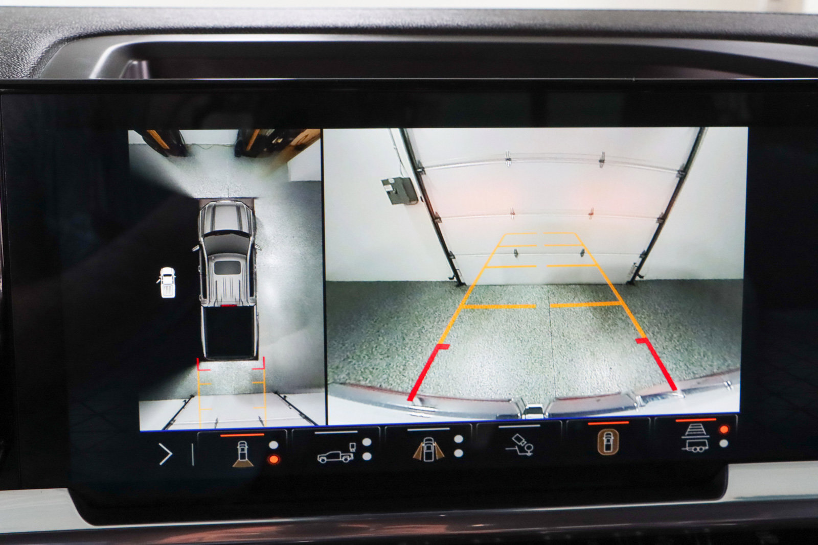 Used 2025 GMC Sierra 1500 Elevation w/ Elevation Premium Package image 20