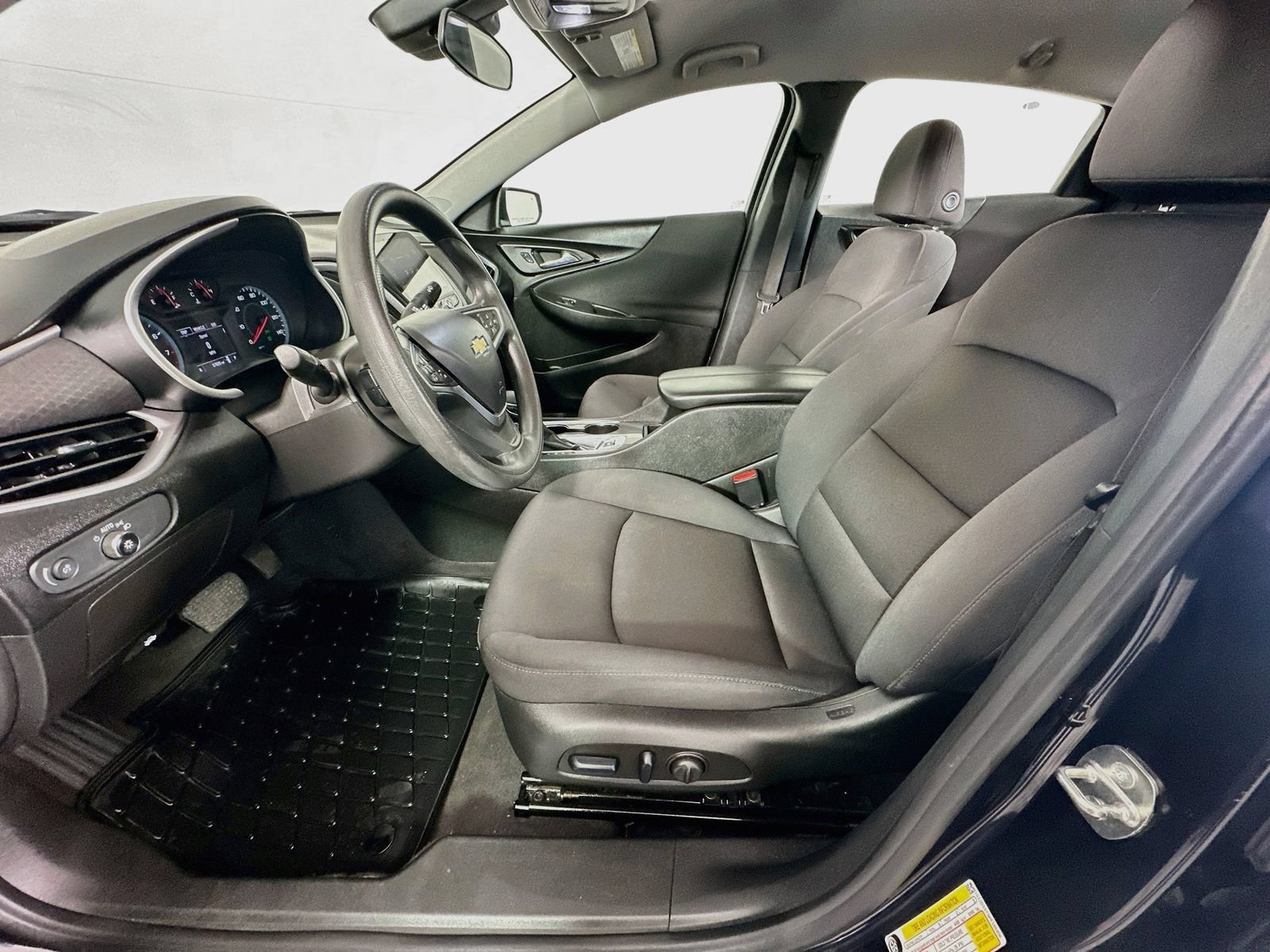 Used 2023 Chevrolet Malibu LT w/ Driver Confidence Package FWD image 22