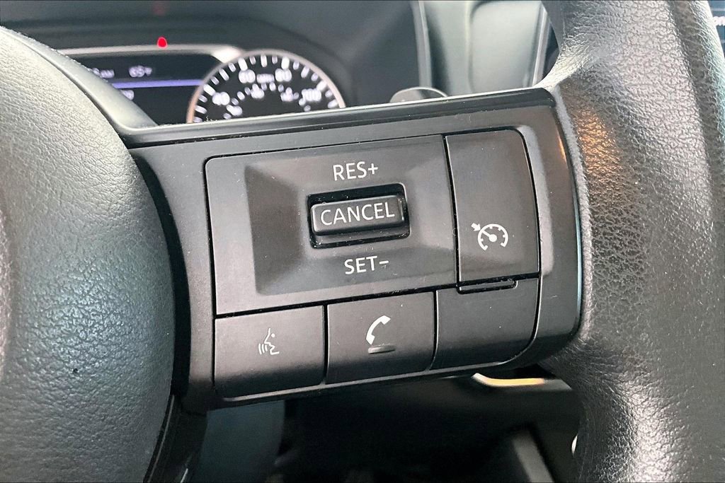 Used 2021 Nissan Rogue S image 27