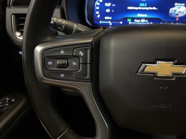 Used 2024 Chevrolet Suburban LT AWD/4WD image 38