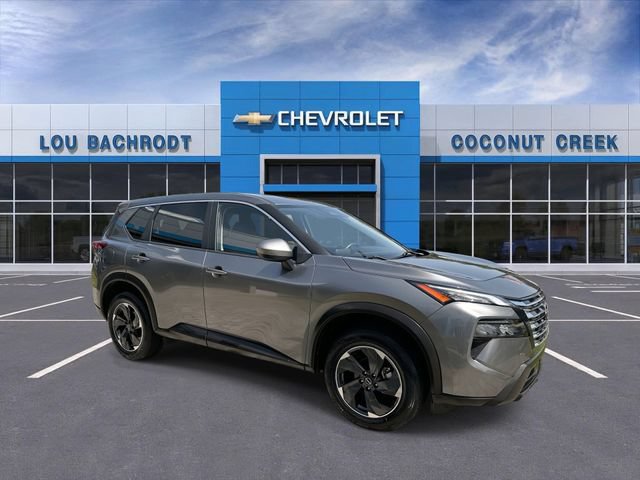Used 2024 Nissan Rogue SV FWD image 2