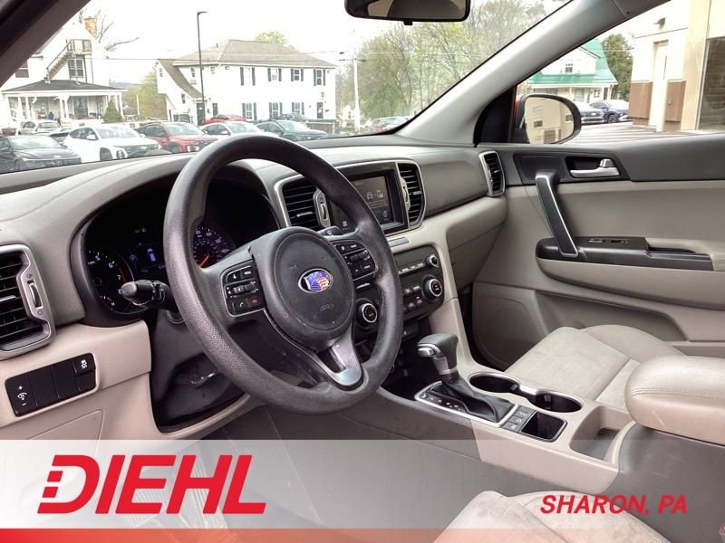 Used 2018 Kia Sportage LX w/ LX Popular Package image 9