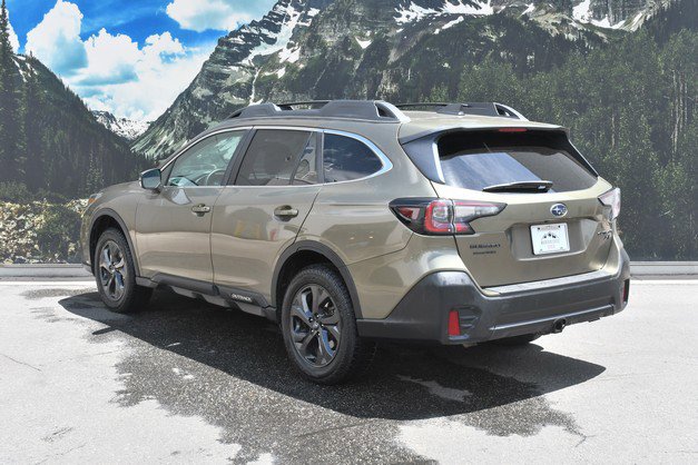 Used 2021 Subaru Outback Onyx Edition XT AWD/4WD image 9