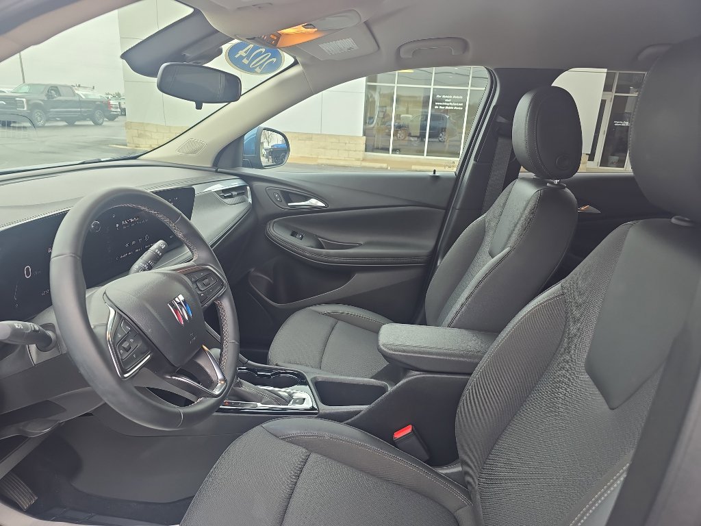 Used 2024 Buick Encore GX Preferred AWD/4WD image 15