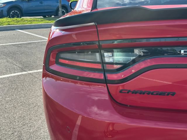 Used 2018 Dodge Charger SXT w/ Blacktop Package RWD image 42