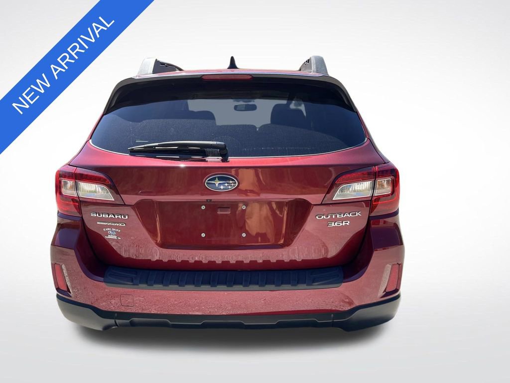 Used 2016 Subaru Outback 3.6R Limited AWD/4WD image 4