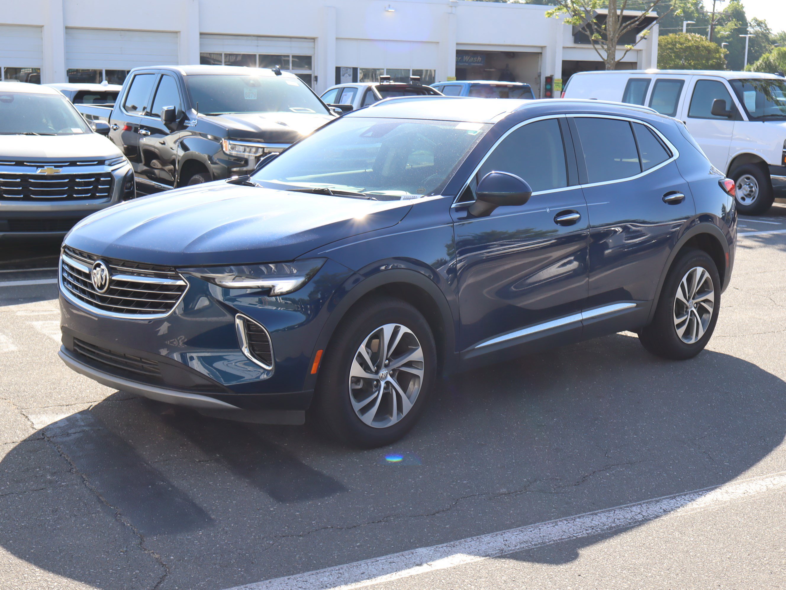 Used 2023 Buick Envision Essence FWD image 5