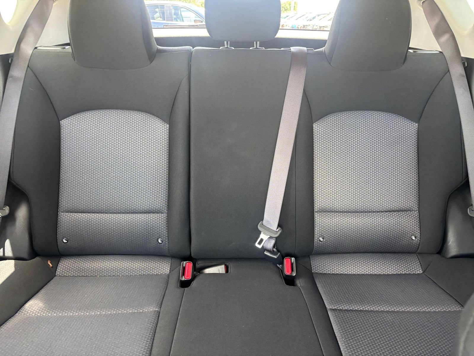 Used 2025 Kia Soul LX w/ LX Technology Package FWD image 36