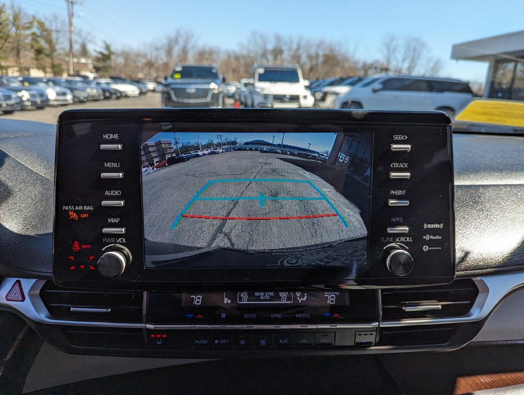 Used 2021 Toyota Sienna XLE AWD/4WD image 20