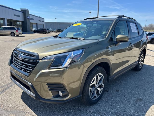 Certified 2023 Subaru Forester Premium image 3