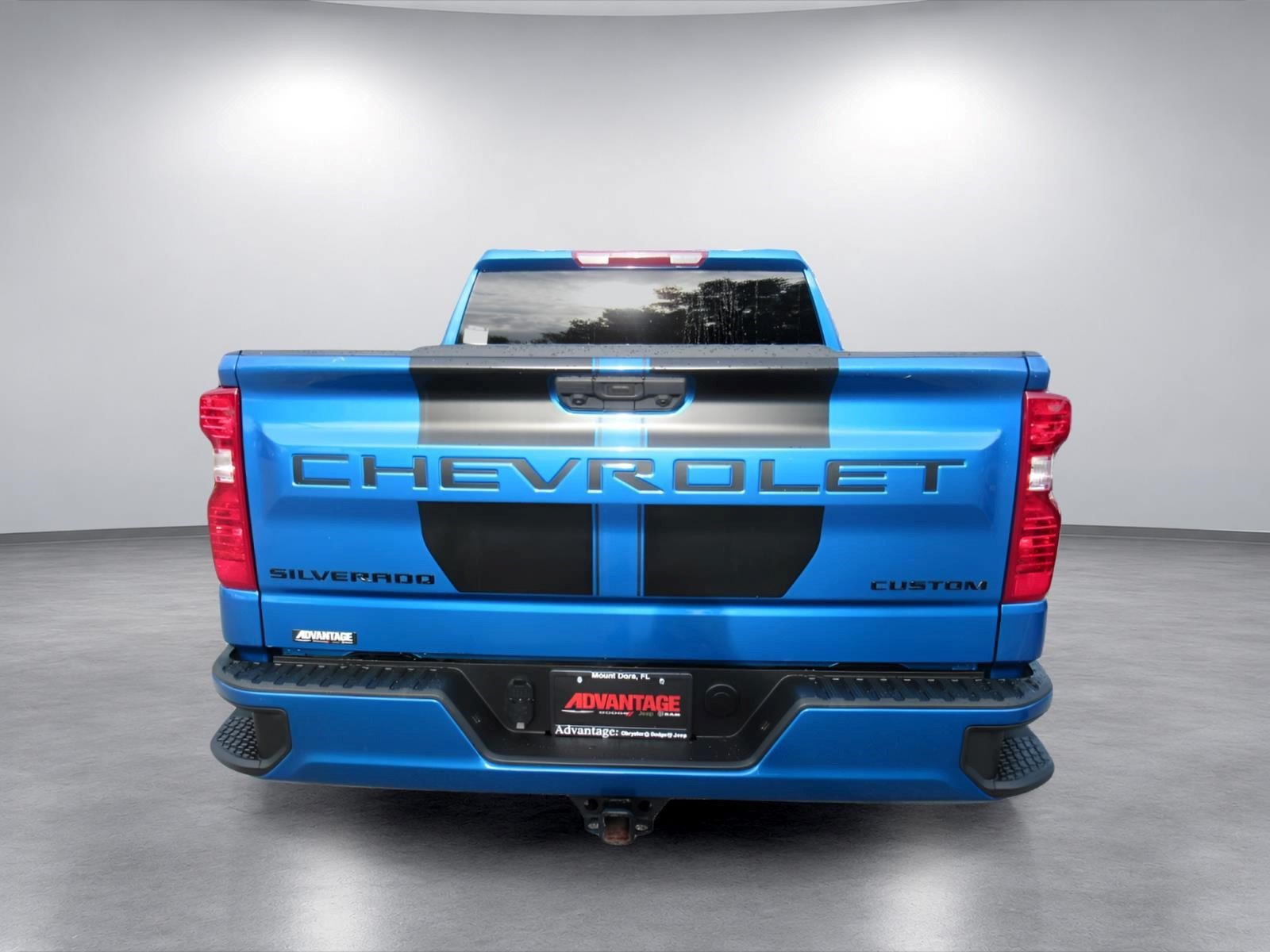Used 2024 Chevrolet Silverado 1500 Custom w/ Rally Edition RWD image 6
